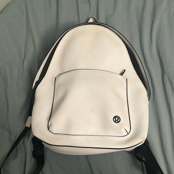 White lululemon mini backpack - Picture 1 of 1